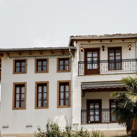 Hotel Sarajet 1821 Gjirokastër Exterior foto