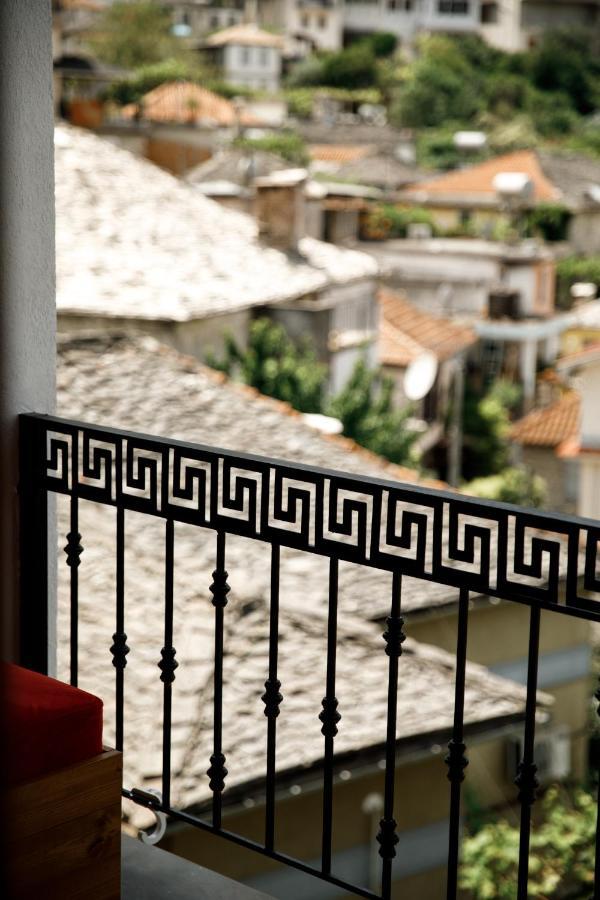 Hotel Sarajet 1821 Gjirokastër Exterior foto
