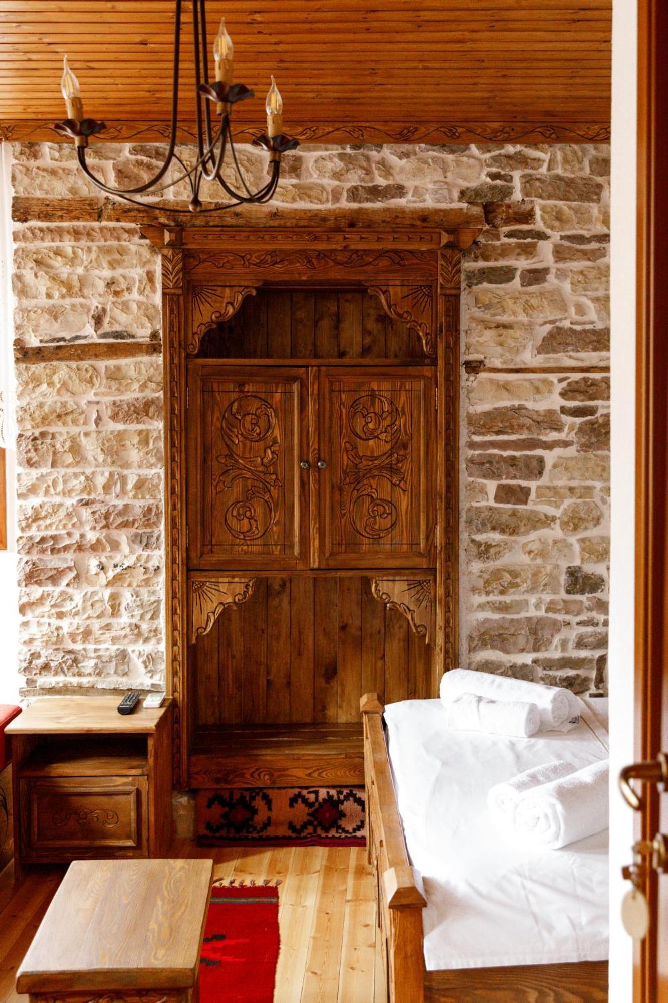 Hotel Sarajet 1821 Gjirokastër Exterior foto